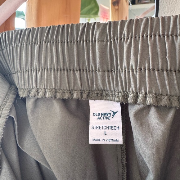 Old Navy Active Joggers - Picture 3 of 3